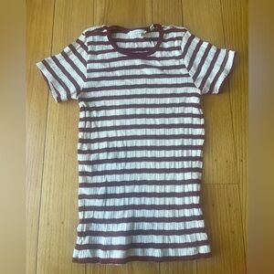 Doen Short Sleeve Tee - White and Burgundy Stripes